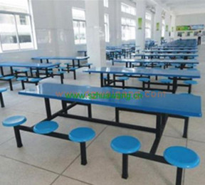 玻（bō）璃鋼（gāng）餐桌椅（yǐ）G027