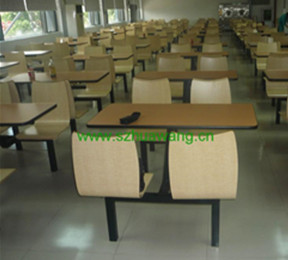 曲（qǔ）木餐桌椅H001